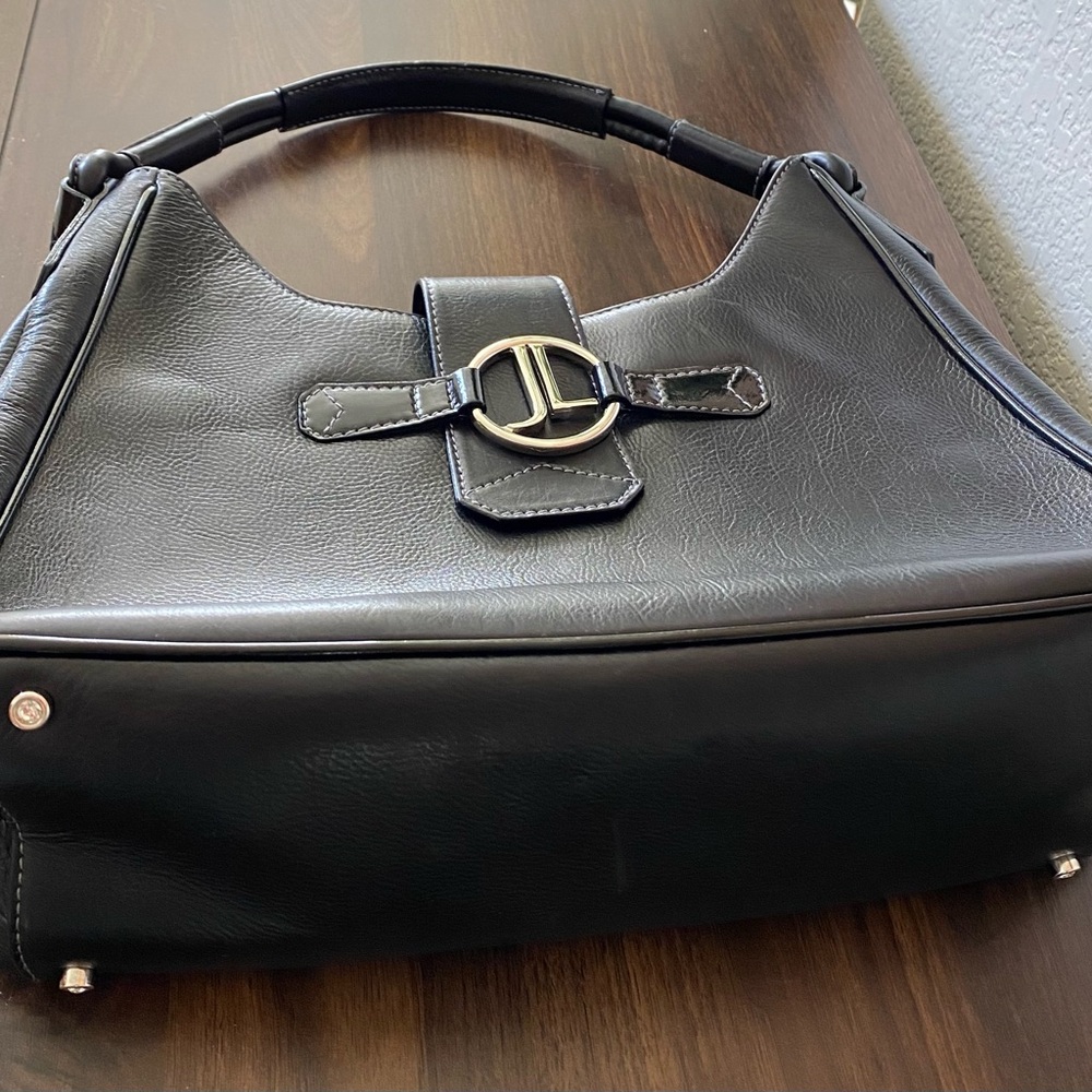 Judith Leiber Elegant Black Leather Handbag